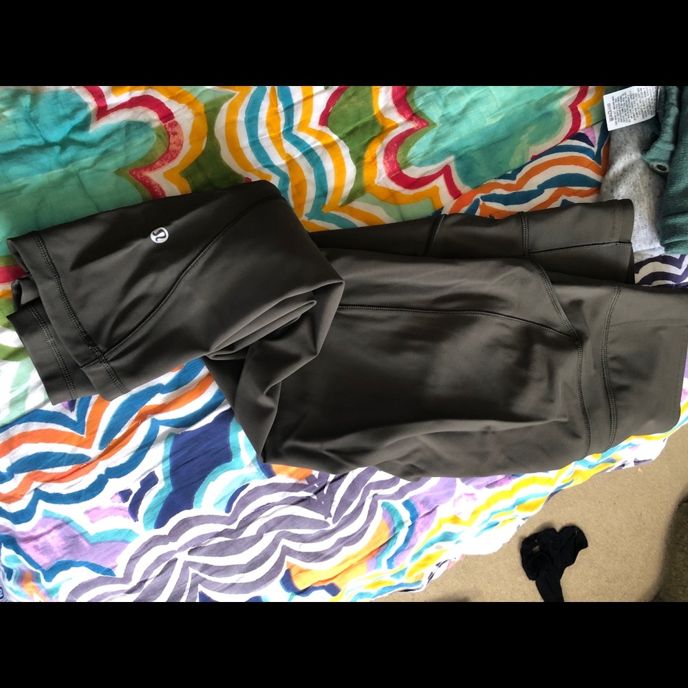 Lululemon hunter green leggings